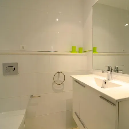 Apartment Rocamaura I B 1-2 *